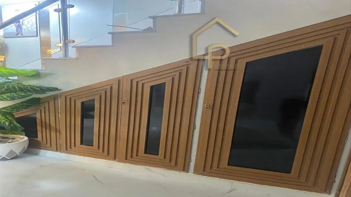 شقة فاخرة في المرحلة الأولى مع إطلالة مميزة