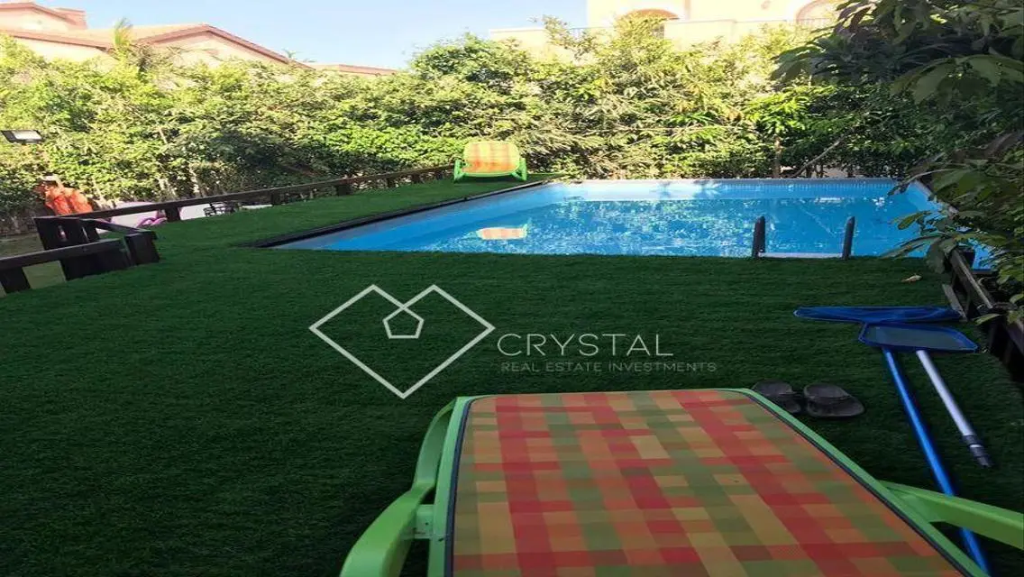 Luxurious Villa of 3000 Square Meters with Private Garden and Pool