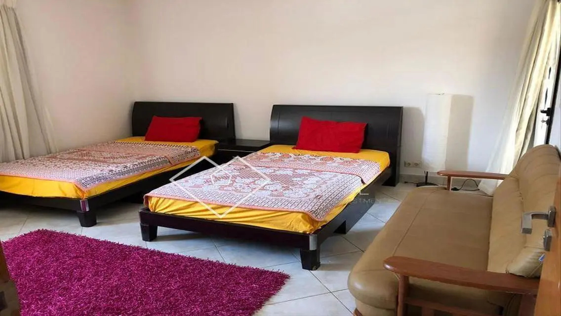 Luxurious Villa of 3000 Square Meters with Private Garden and Pool