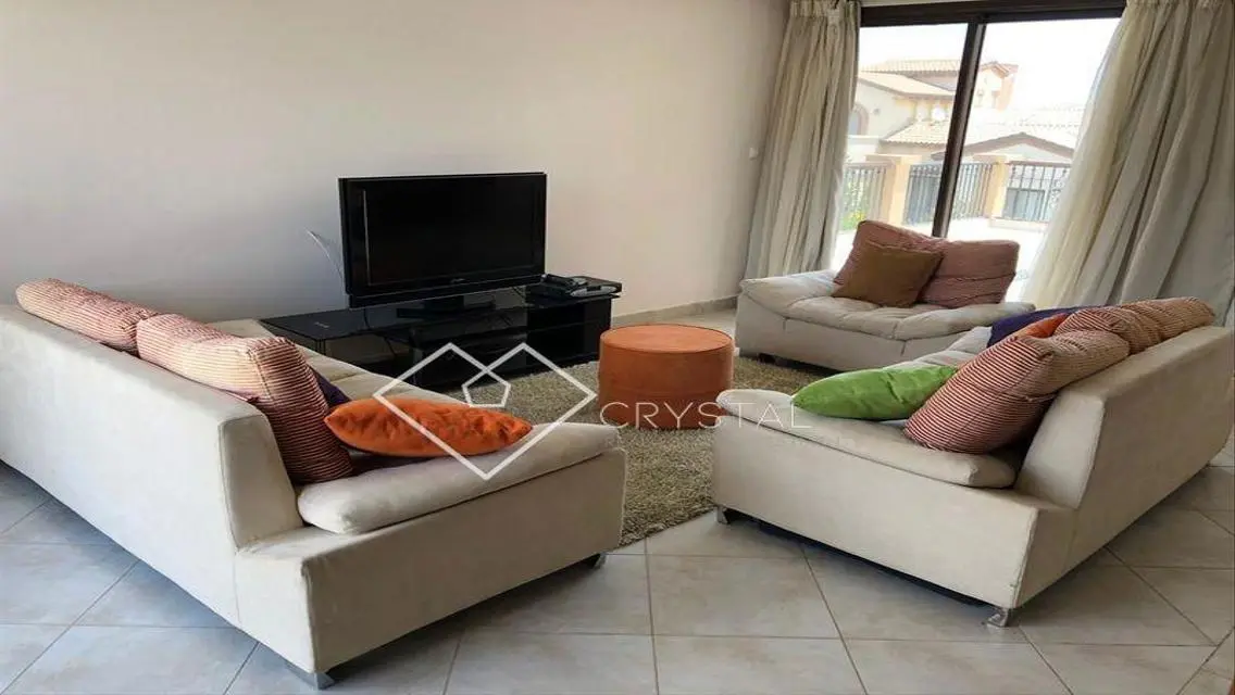 Luxurious Villa of 3000 Square Meters with Private Garden and Pool