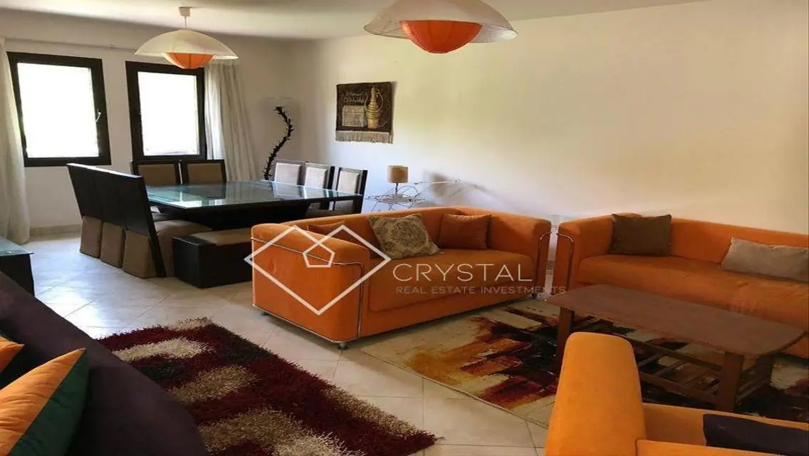 Luxurious Villa of 3000 Square Meters with Private Garden and Pool