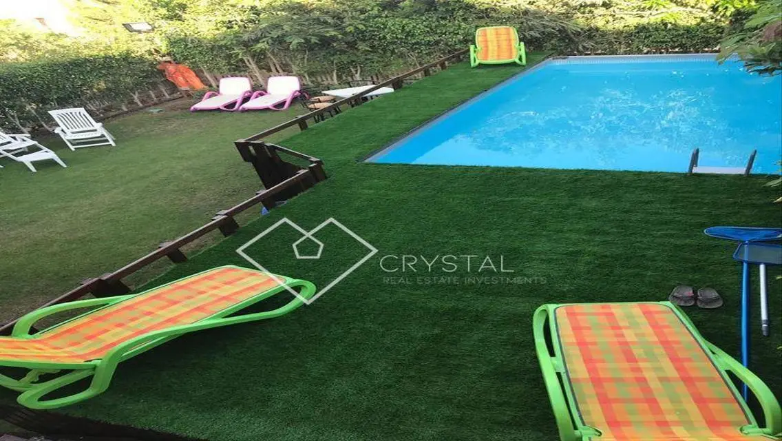 Luxurious Villa of 3000 Square Meters with Private Garden and Pool