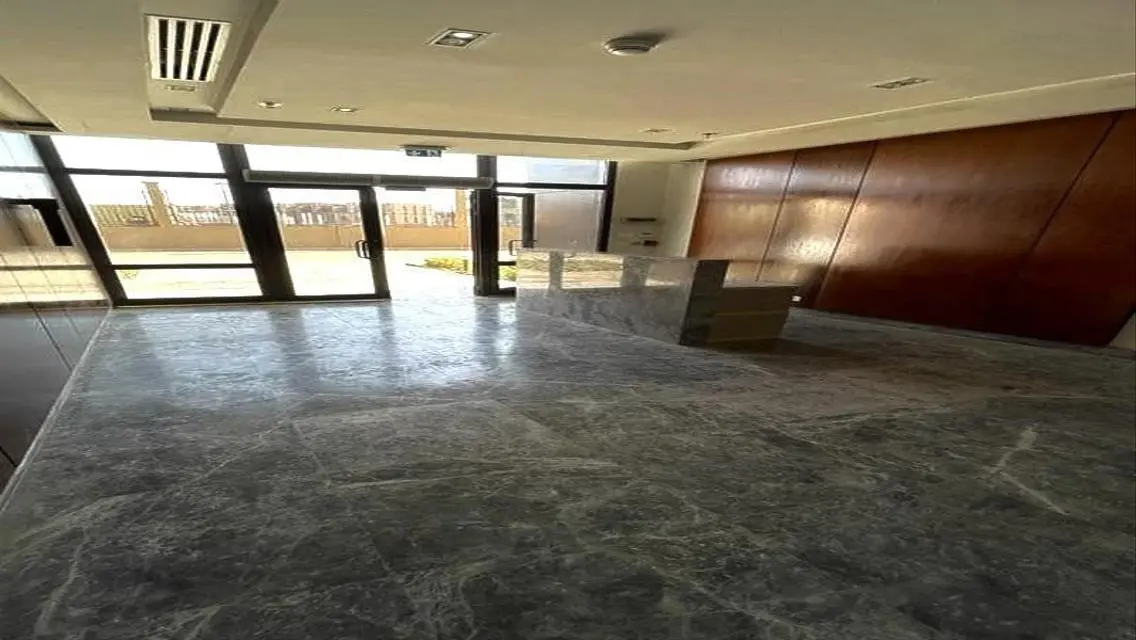 عقار فخم في Zed East، منطقة 5