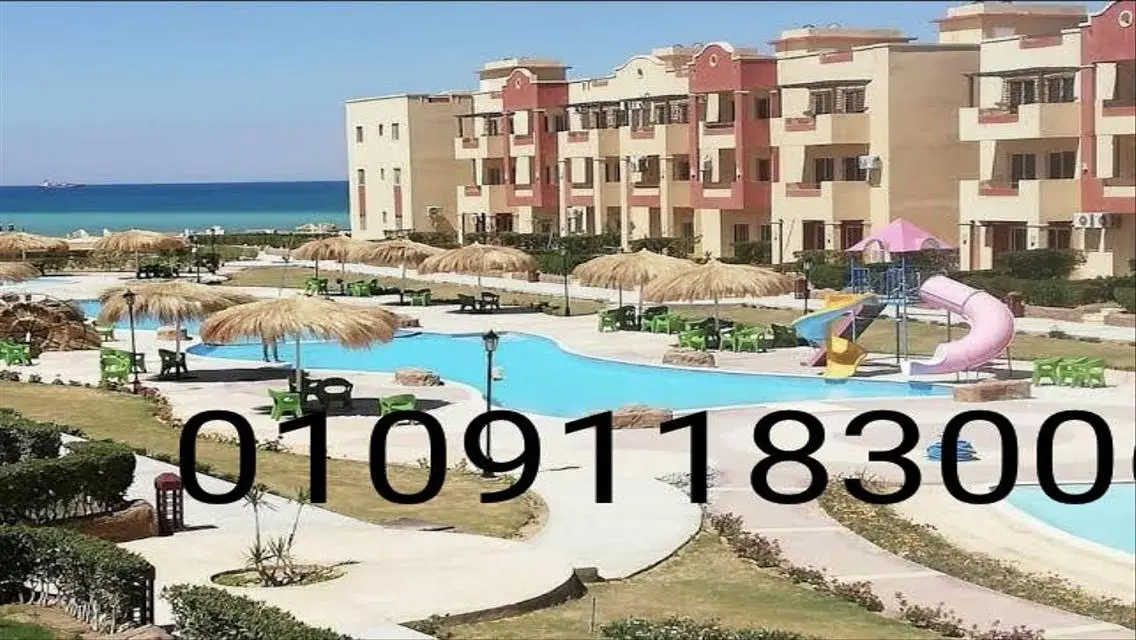 فيلا فاخرة بحديقة خاصة وإطلالة ساحرة