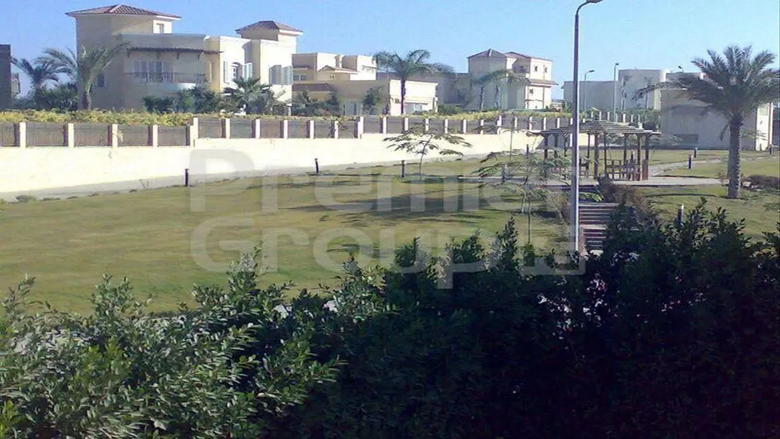 شقة فاخرة متاحة للبيع برغم السعر المغري