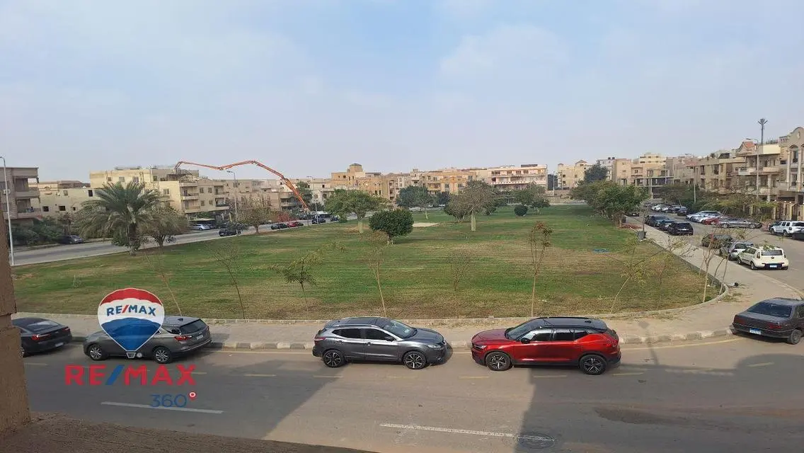 شقة فاخرة بثلاث غرف نوم في قلب المدينة
