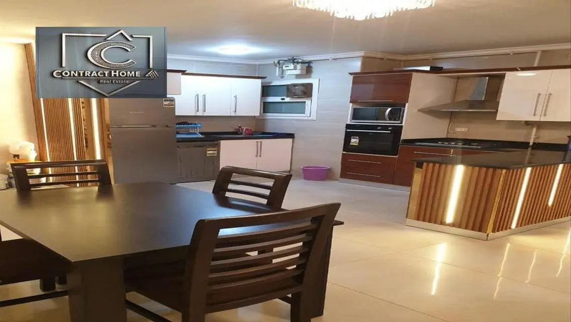 Luxury Apartment of 100 sqm in the Heart of the City