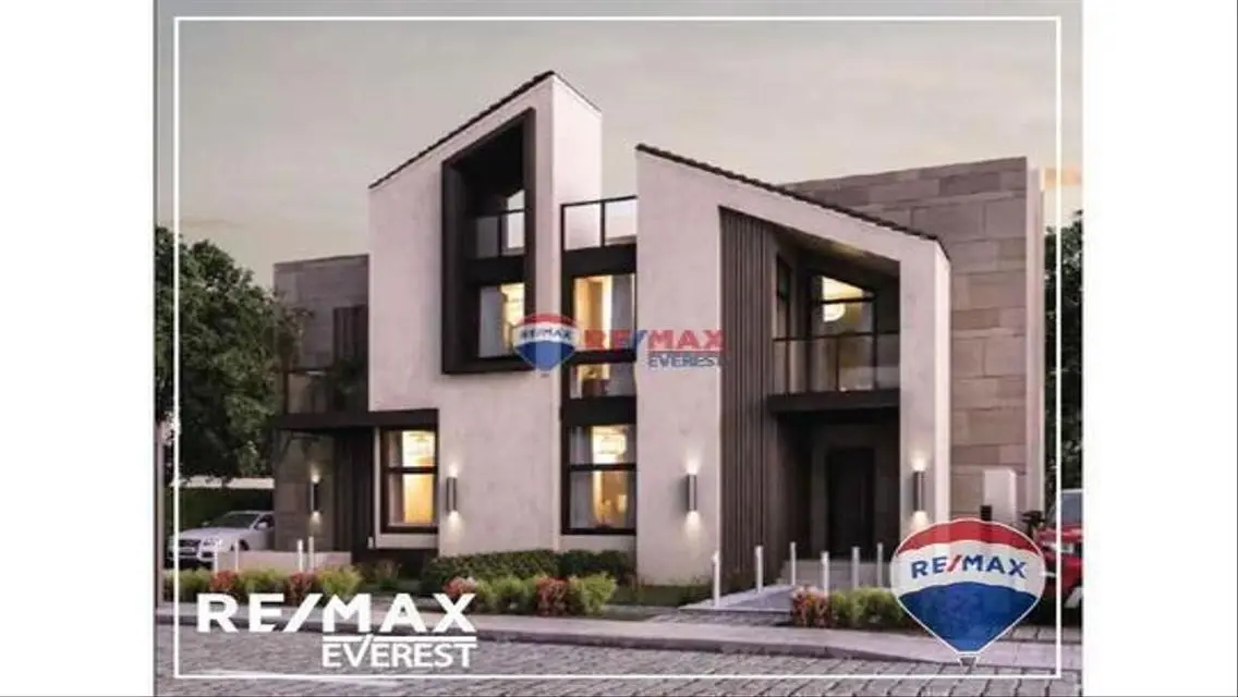 Luxury Villa for Rent with Private Garden in the Heart of the City