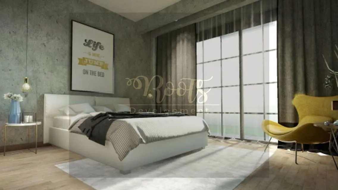 Luxurious 225 sqm Apartment with Balcony