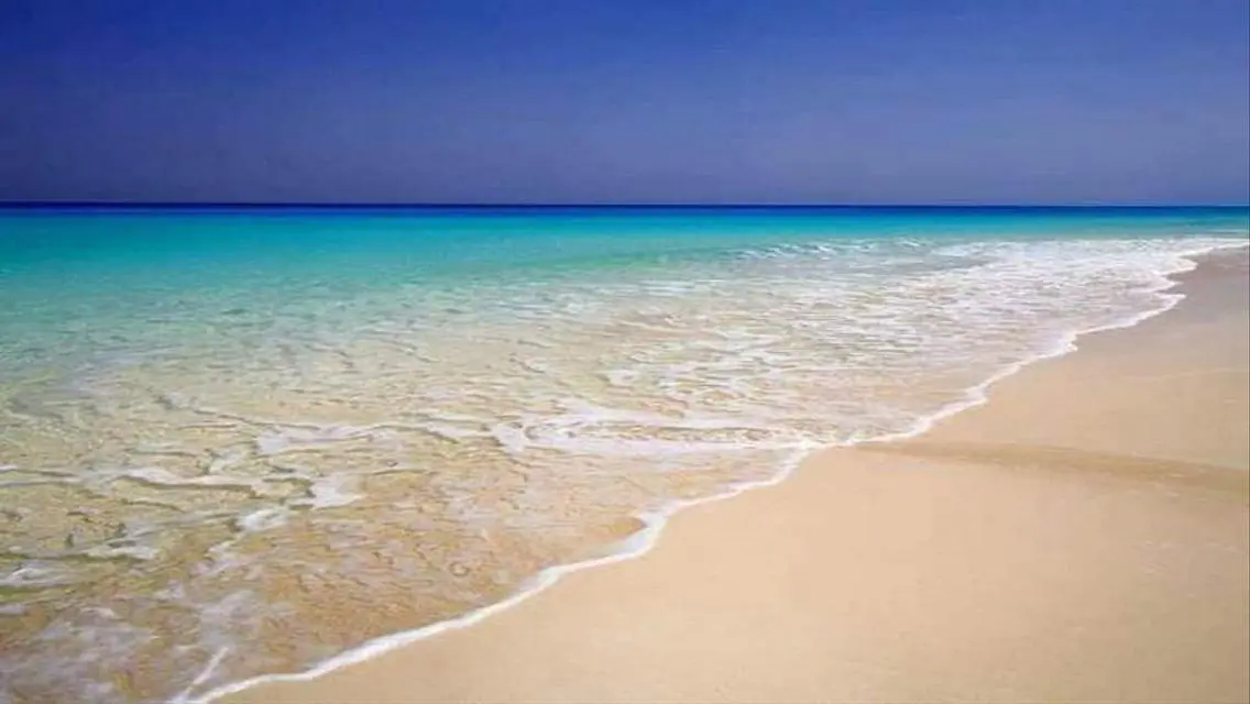 فيلا فاخرة في العبور بسعر خاص