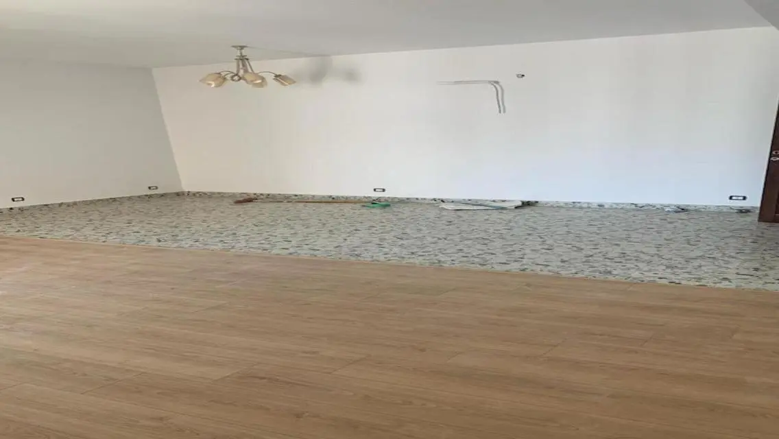 Stunning Apartment for Rent Overlooking a Landmark