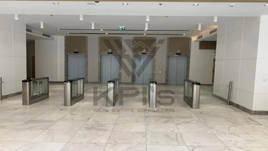 Apartment with Covered Parking at Special Discount