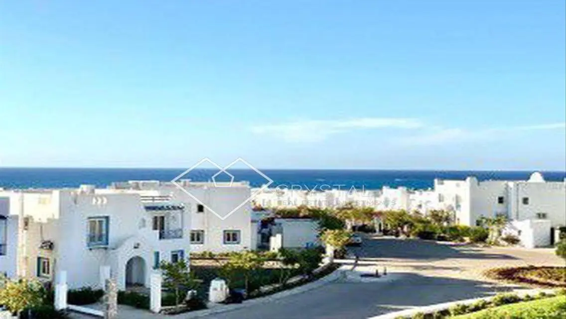 Luxury House with Lakeside View - 450 sqm