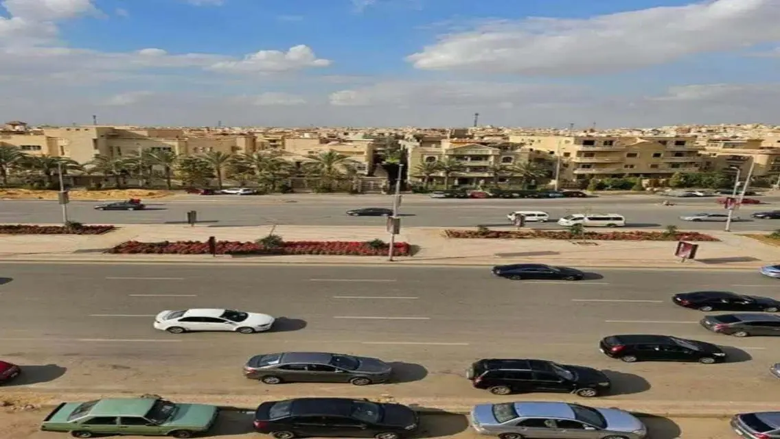 فرصة استثمارية مذهلة بمكتب للإيجار