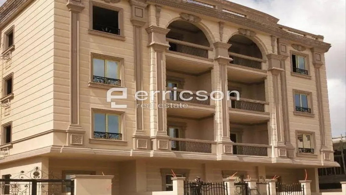فيلا فاخرة تطل على البحيرات