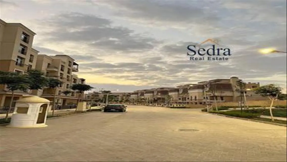 Luxury 3-Bedroom Apartment Overlooking Lakes with Premium Amenities
