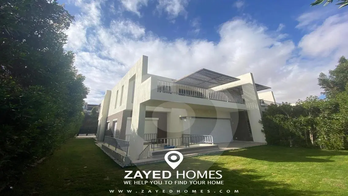 Luxurious Villa for Sale with Gardens and Premium Amenities