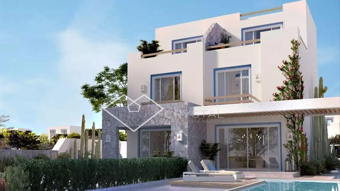 Luxury 450 sqm Apartment Overlooking Lakes