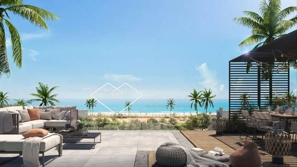 Luxury 450 sqm Apartment Overlooking Lakes