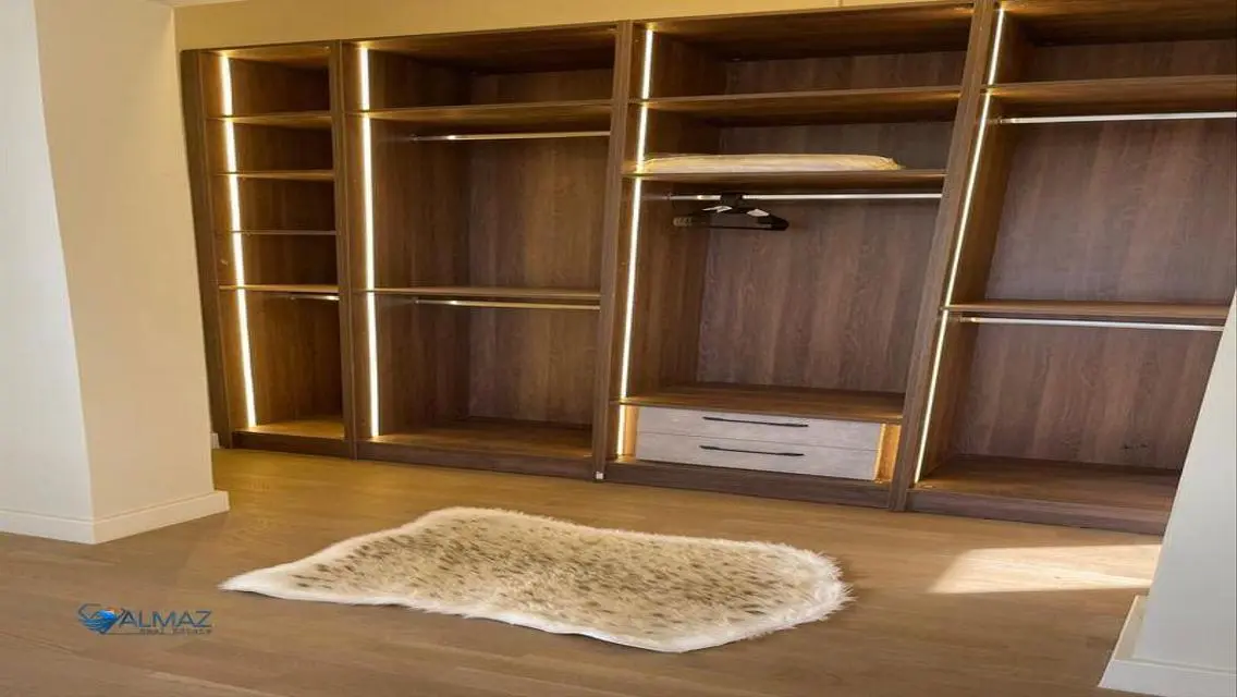 Luxury Apartment for Sale in the Heart of the City