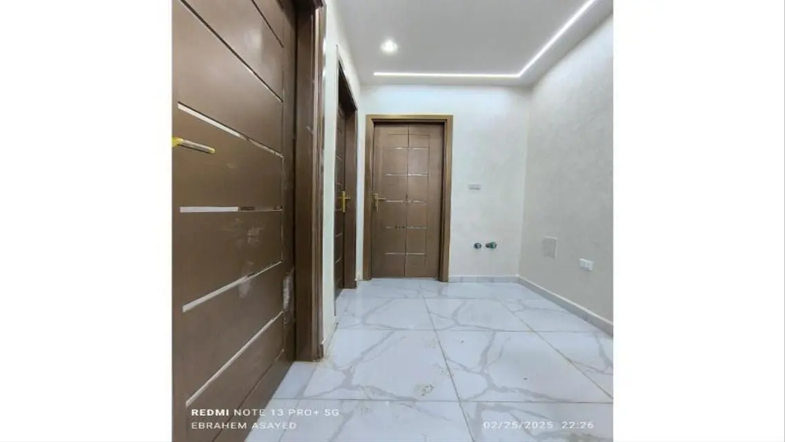 Luxury Villa with Spacious Design and Private Garden