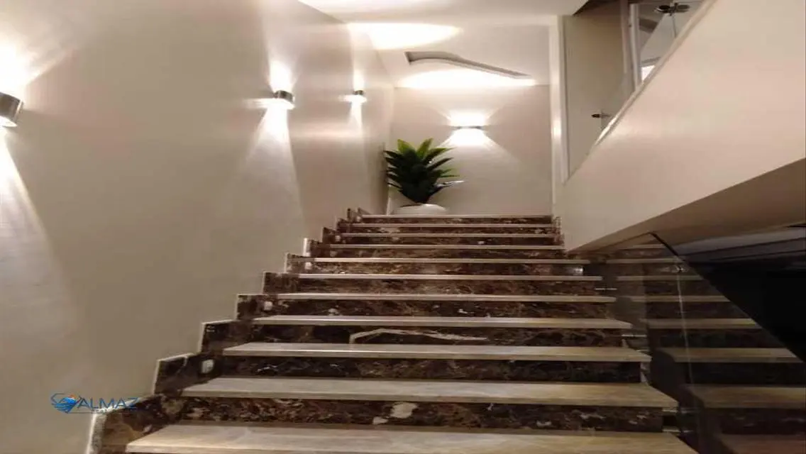 شقة فاخرة مطلة على البحيرة