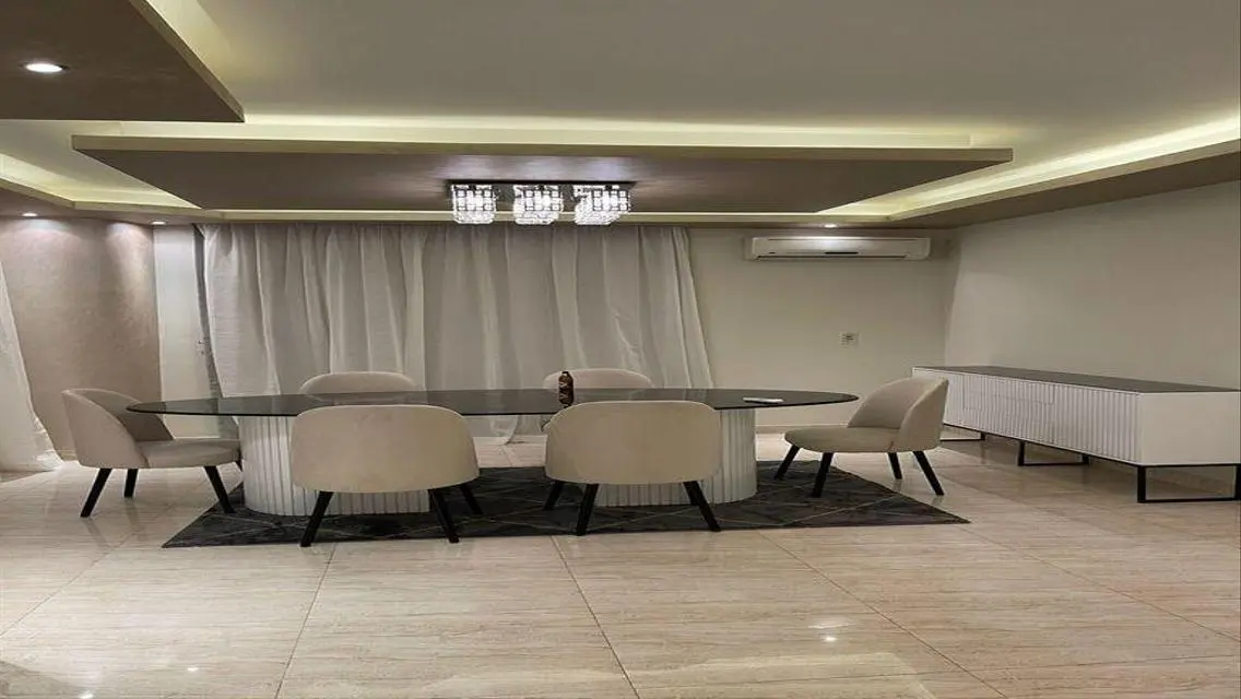 Luxurious Apartment with Full Amenities in a Prime Location