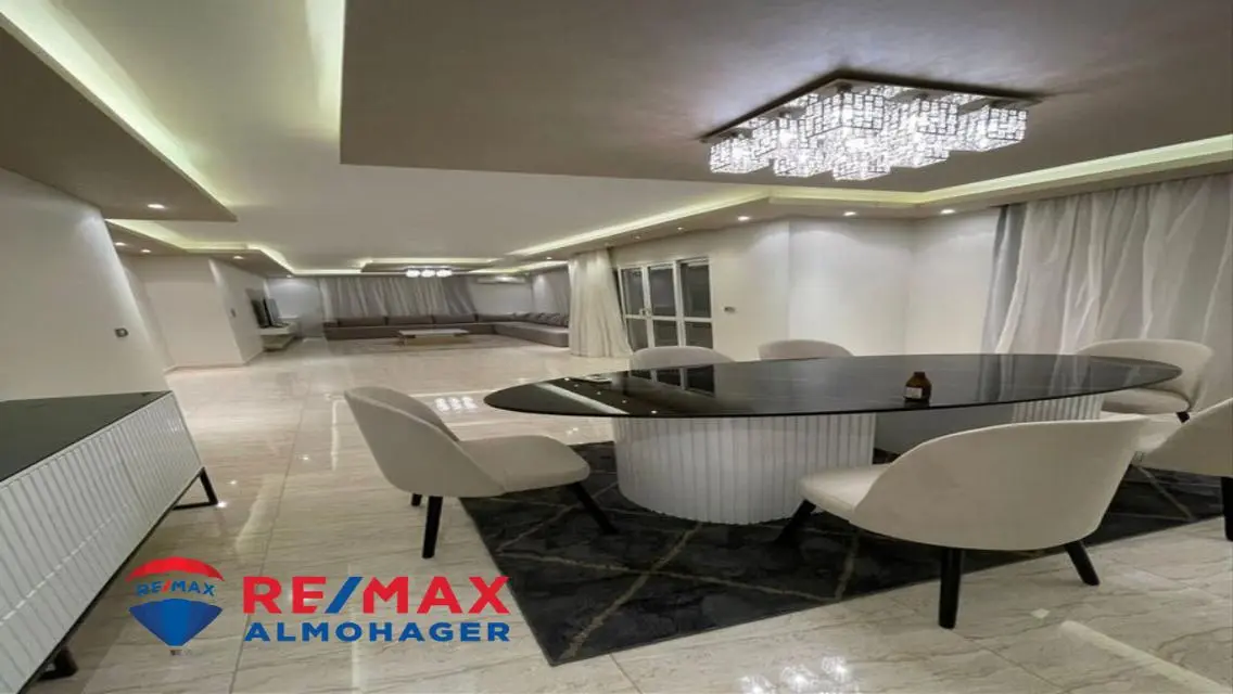 Luxurious Apartment with Full Amenities in a Prime Location