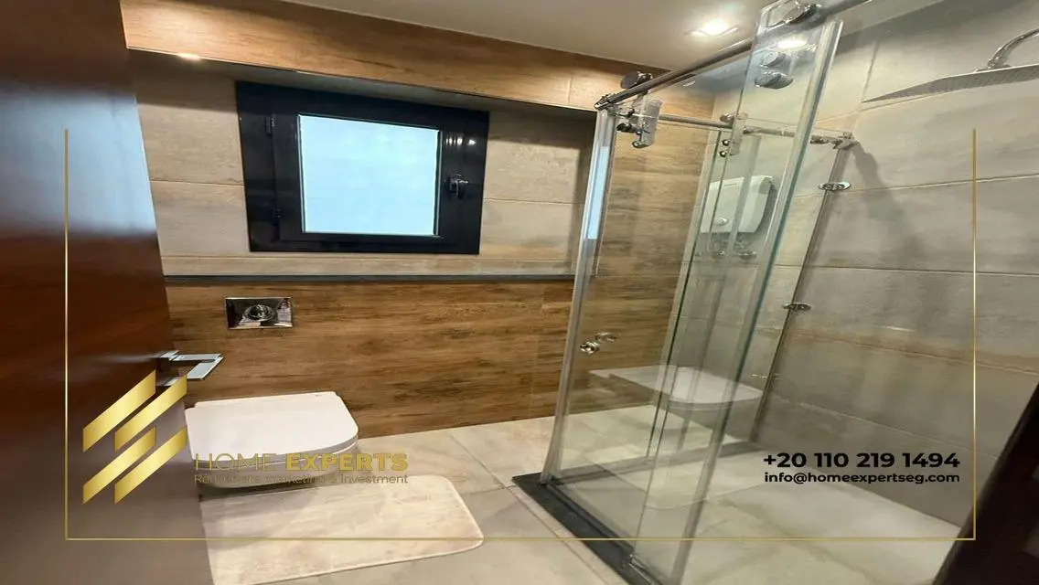 Luxury 3-Bedroom Apartment with Spectacular View
