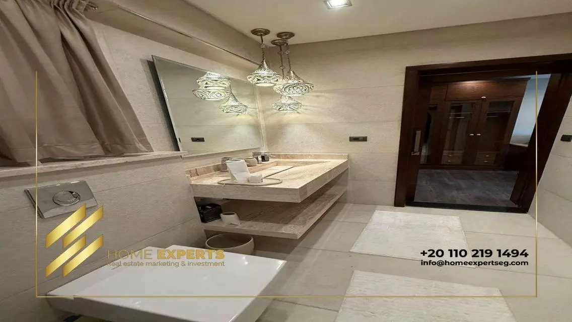 Luxury 3-Bedroom Apartment with Spectacular View