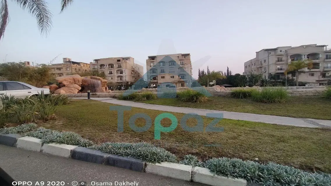 شقة فاخرة للبيع في كمبوند بيفرلي هيلز