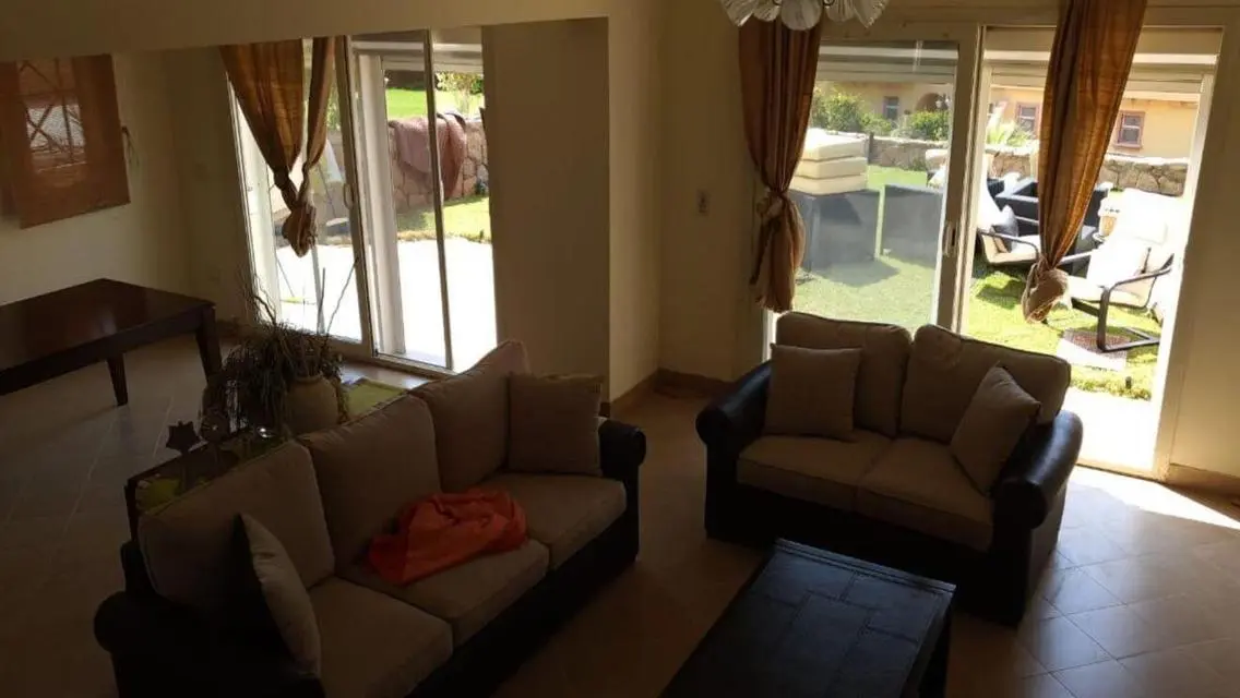 Luxurious Villa with Security and Prime View