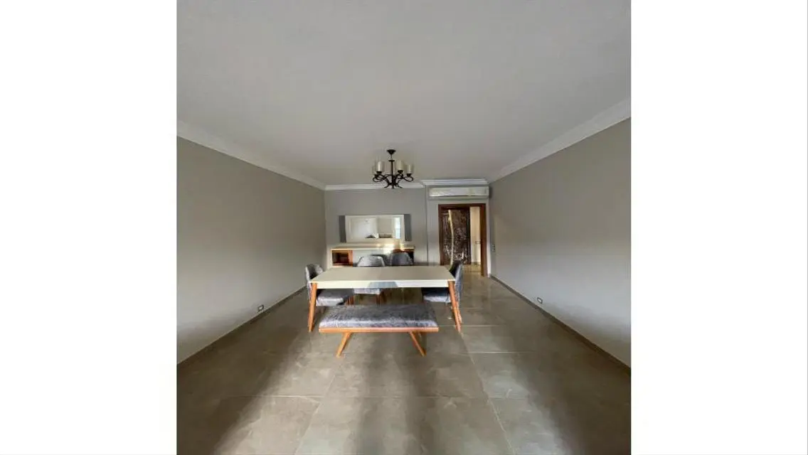 Stunning Apartment with 211 sqm Space