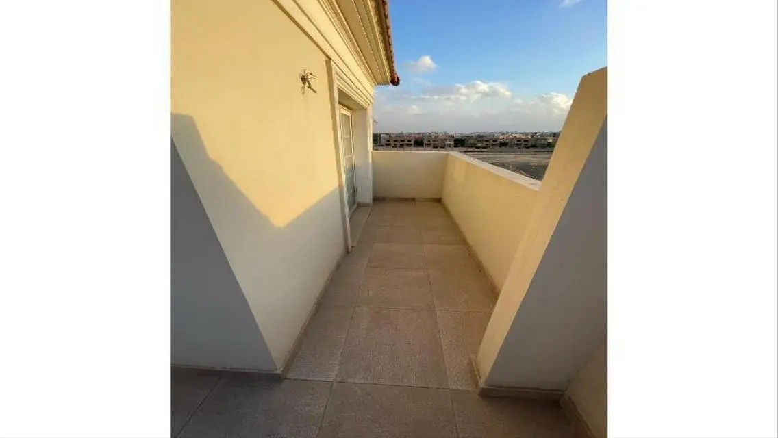 Stunning Apartment with 211 sqm Space