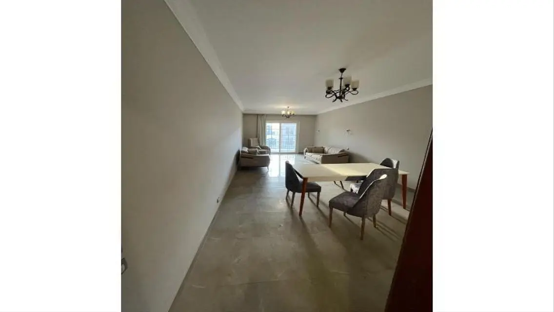 Stunning Apartment with 211 sqm Space