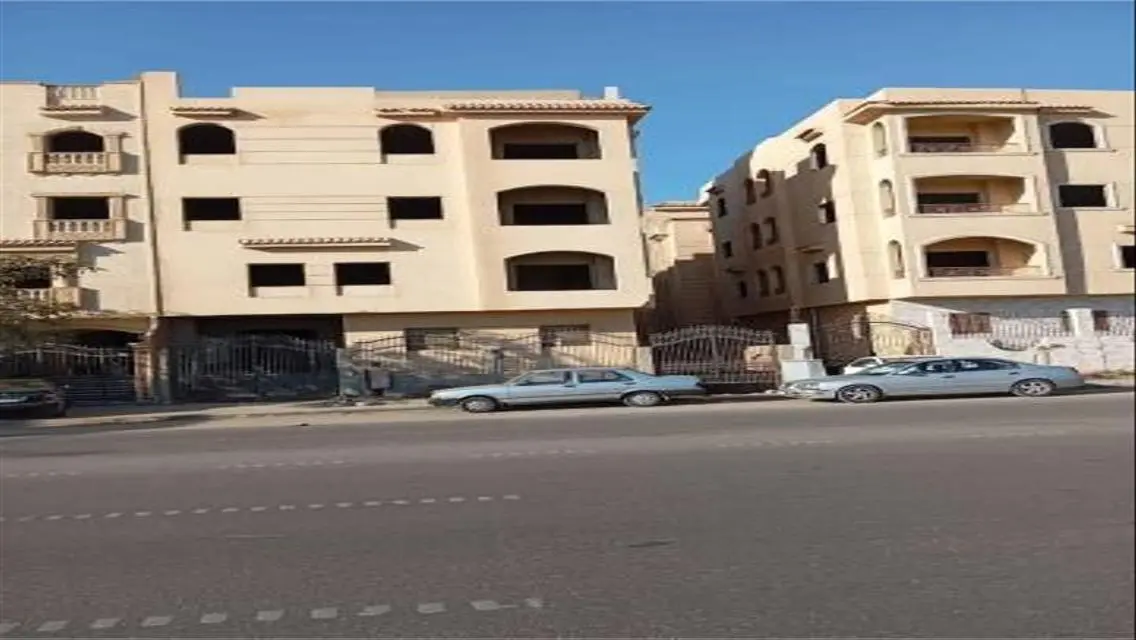 Luxury Apartment with Balcony - 125 sqm