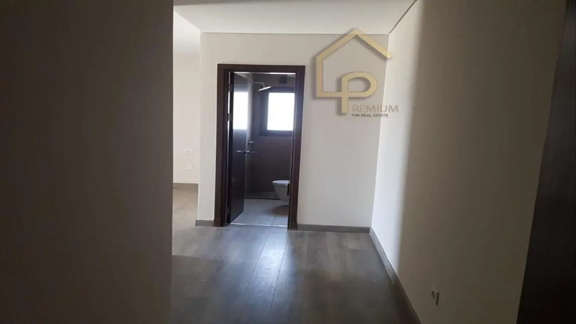 شقة فاخرة في ZED-89 مع وسائل راحة فاخرة
