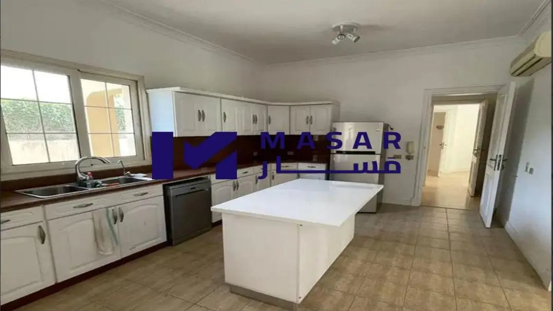 Luxury Villa for Sale with Expansive Space