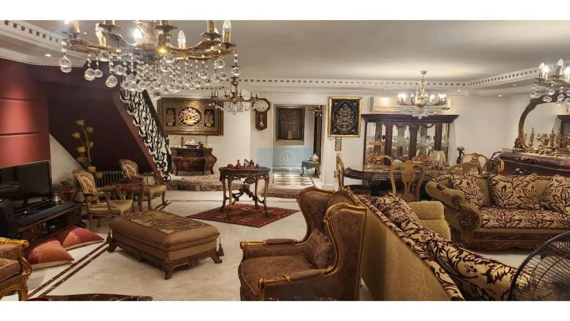 شقة فاخرة للبيع بمساحة 250 متر في heart of the city