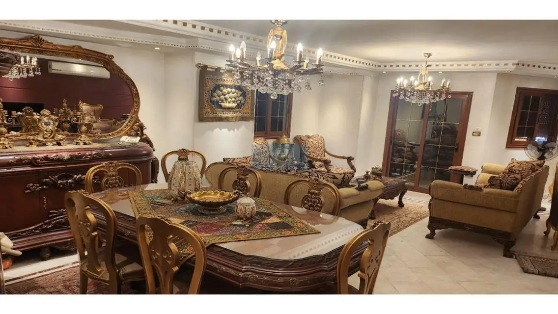 شقة فاخرة للبيع بمساحة 250 متر في heart of the city