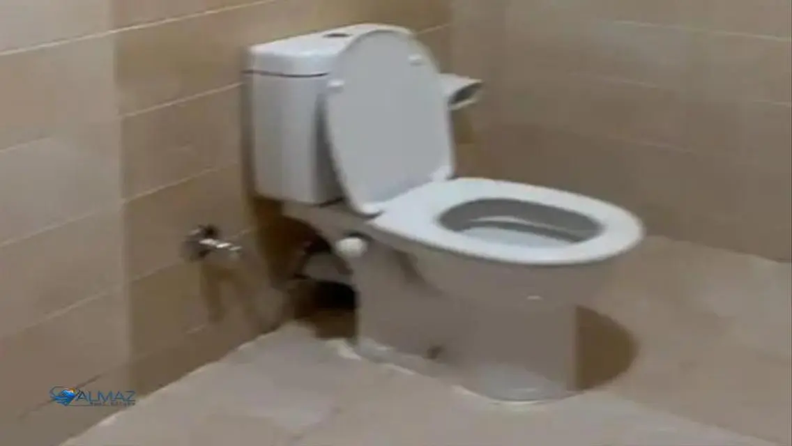شقة حديثة مع شرفة بحراسة أمنية