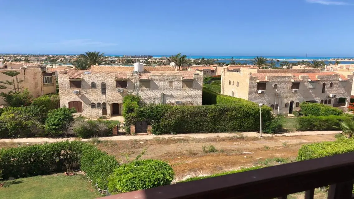 فيلا فاخرة مطلة على بحيرات مع 5 غرف
