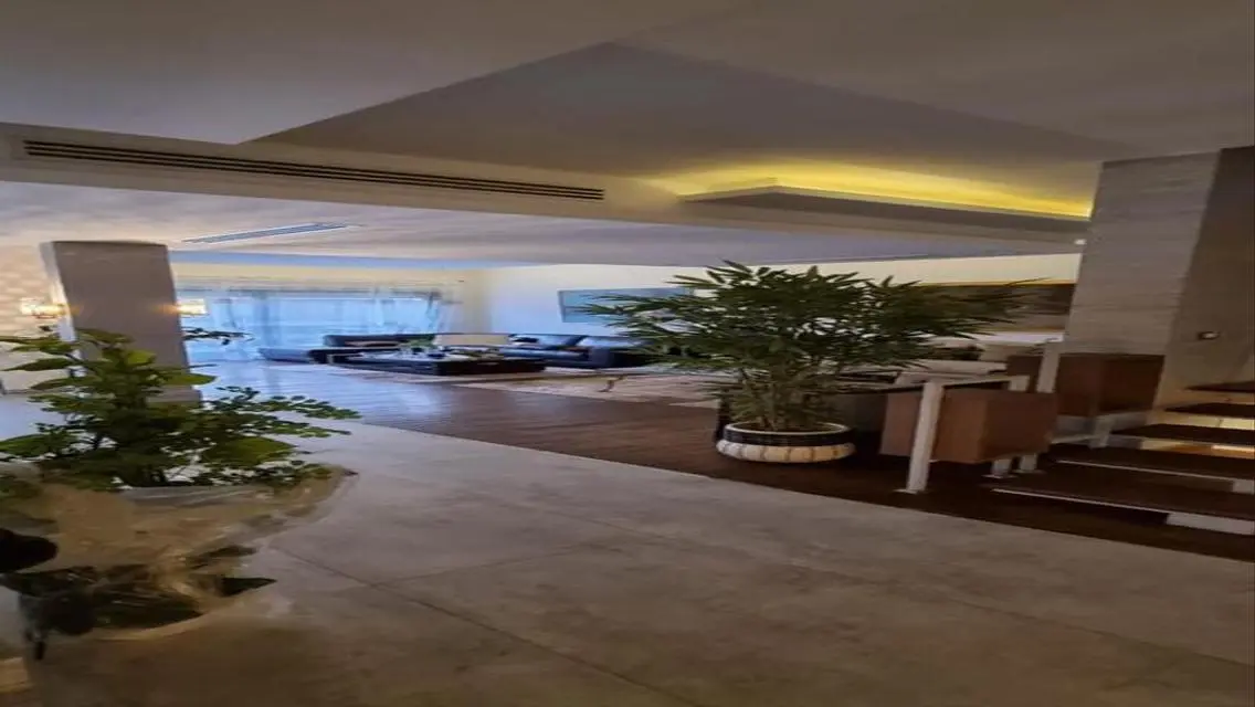 Luxurious Villa with 440 Sqm Space