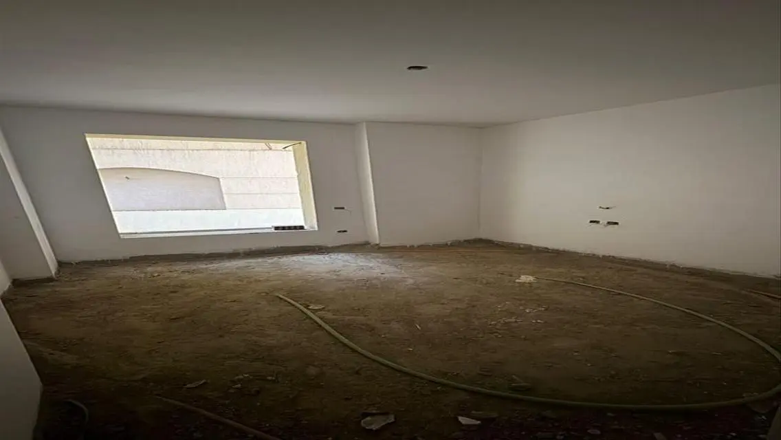 Luxury 3-Bedroom Apartment with Private Garden