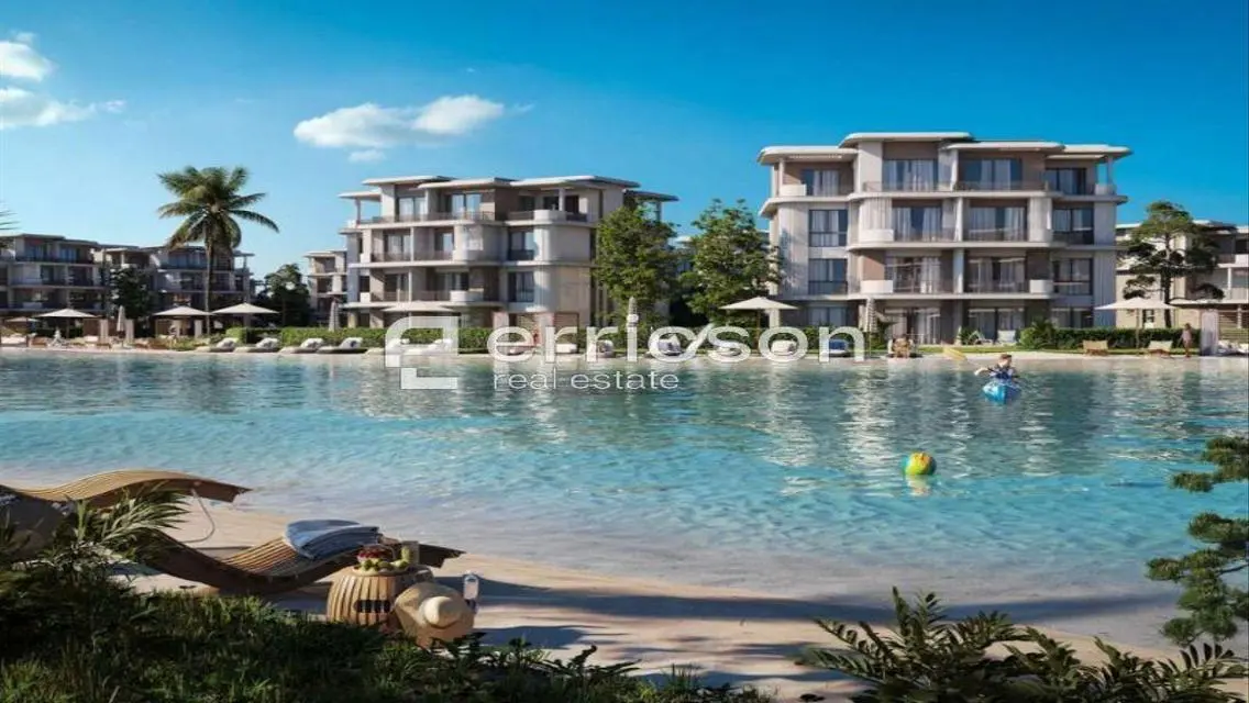 Luxury Villa for Sale with Stunning Lake View