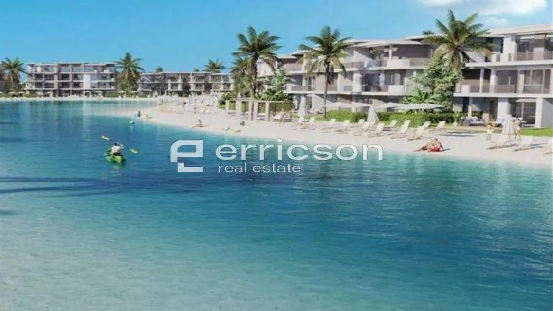 Luxury Villa for Sale with Stunning Lake View