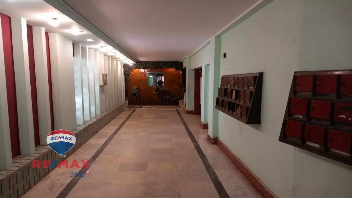 Luxurious 180 Meter Apartment in the Heart of the City