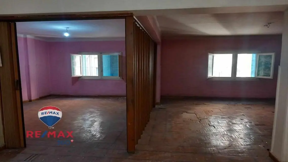 Luxurious 180 Meter Apartment in the Heart of the City