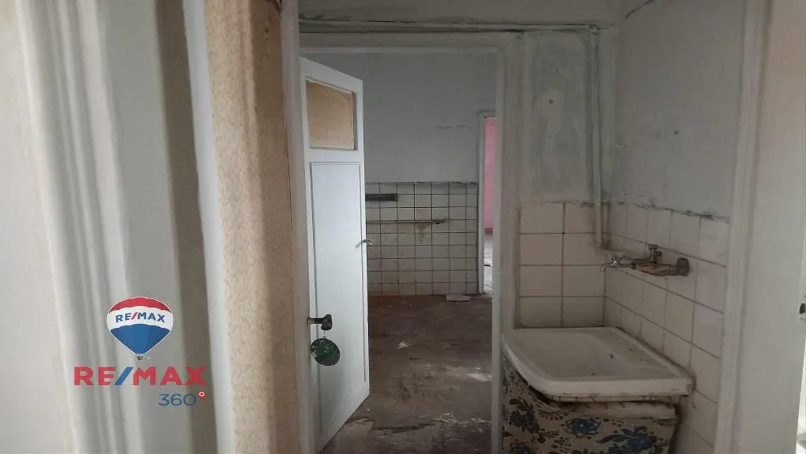 Luxurious 180 Meter Apartment in the Heart of the City