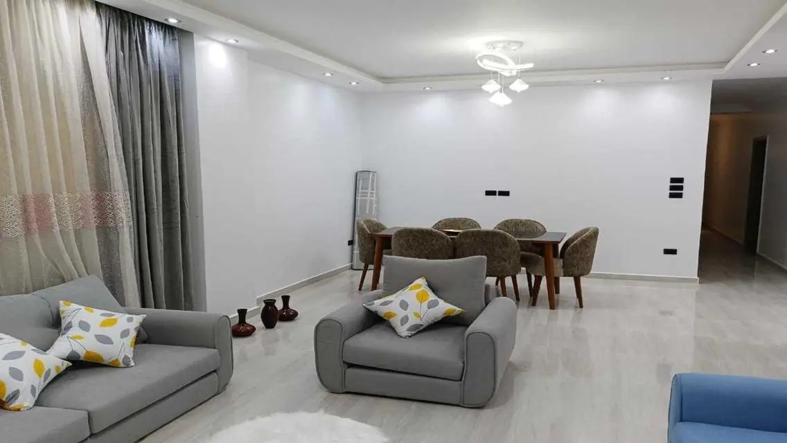 Luxury Apartment in Golden Square
